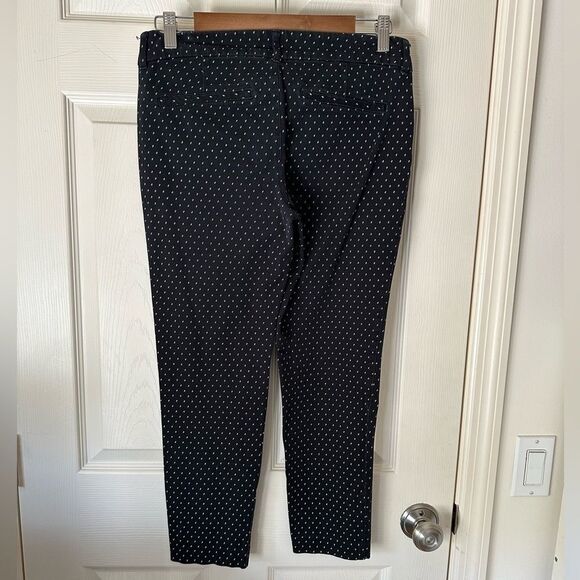 Old Navy Crop Pants with White Dots Size 6 Regular - Picture 3 of 4